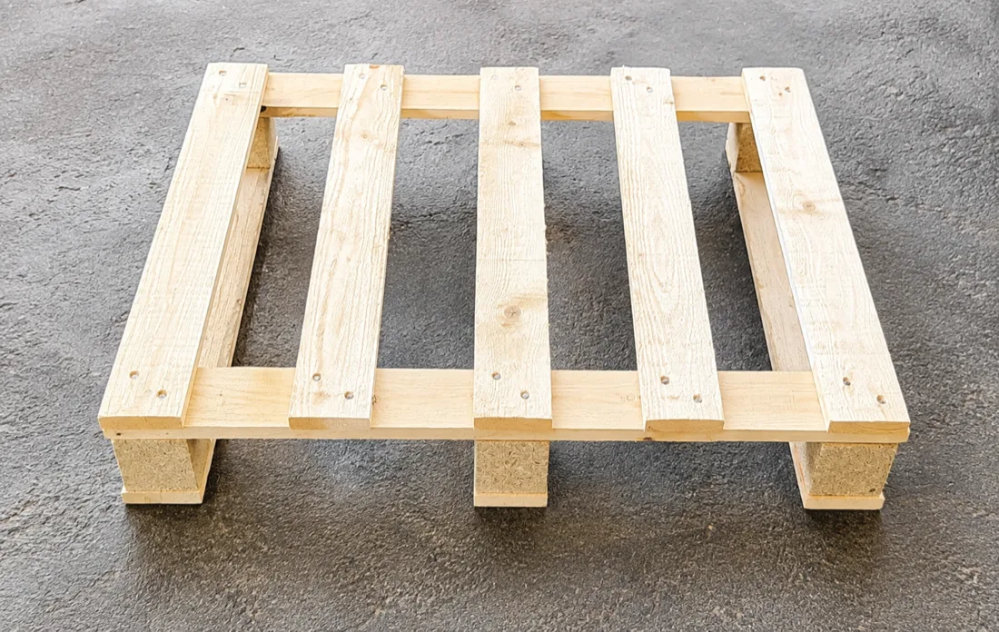 Halvpall i måttet 600×800 mm hos Dala Pall & Emballage
